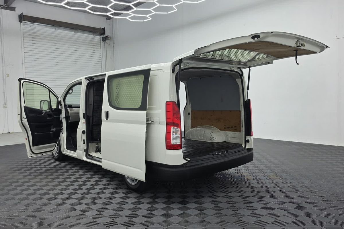2022 Toyota Hiace GDH300R LWB