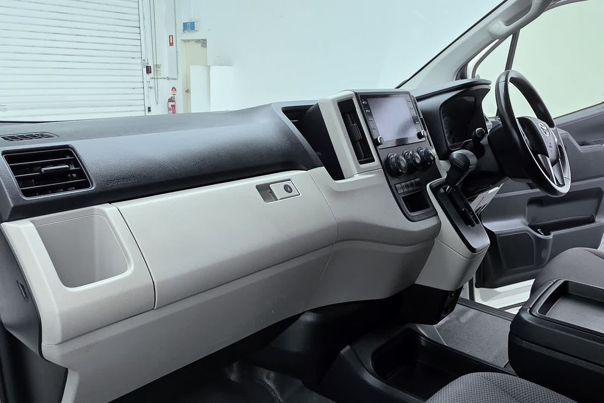 2022 Toyota Hiace GDH300R LWB