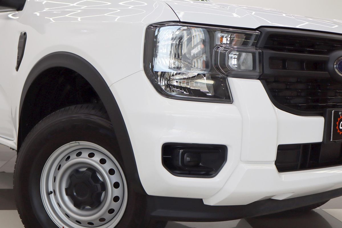 2025 Ford Ranger XL 4X4 2.0L