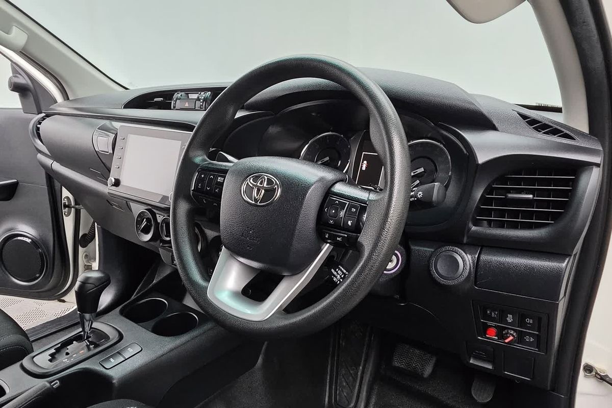 2022 Toyota Hilux SR GUN126R 4X4