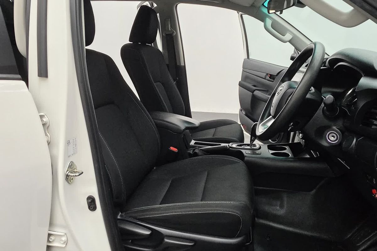 2022 Toyota Hilux SR GUN126R 4X4