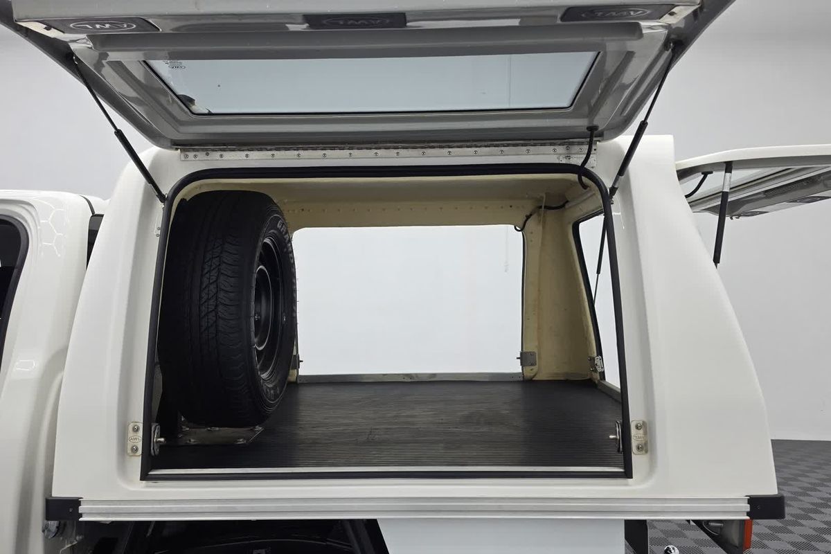 2022 Toyota Hilux SR GUN126R 4X4