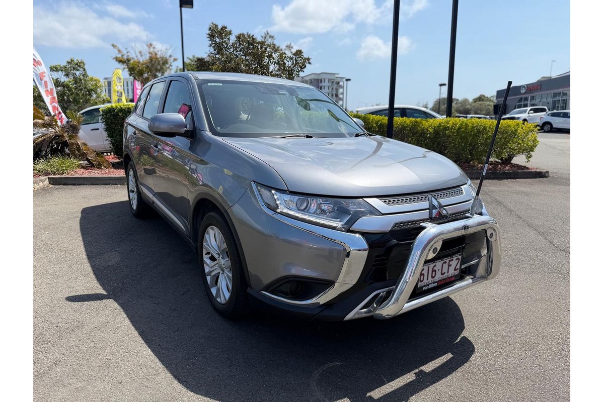 2021 Mitsubishi Outlander ES ZL