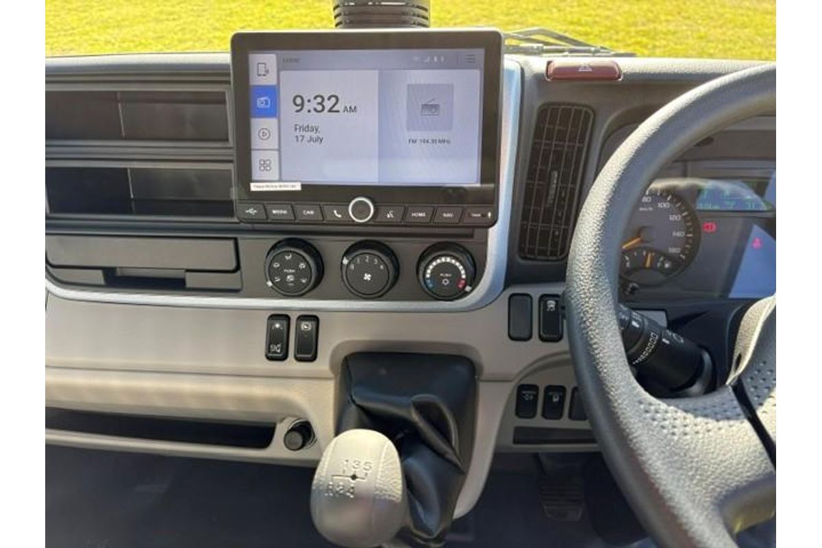 2025 Fuso Canter 515 Alloy Tray image 18