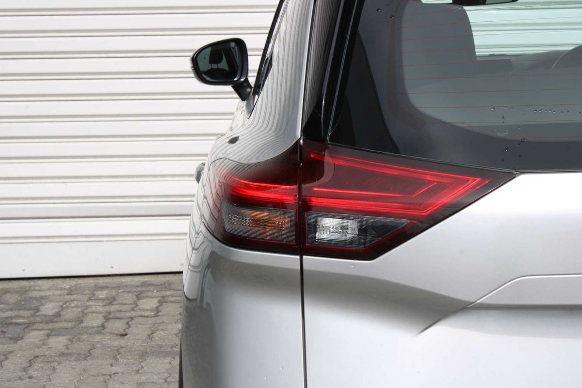 2024 Nissan X-TRAIL ST T33