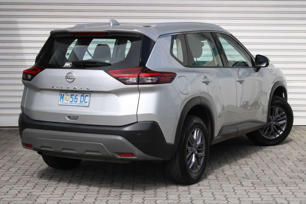 2024 Nissan X-TRAIL ST T33
