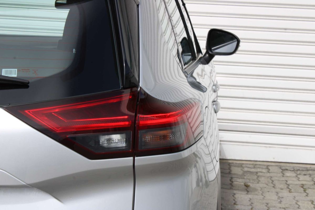 2024 Nissan X-TRAIL ST T33