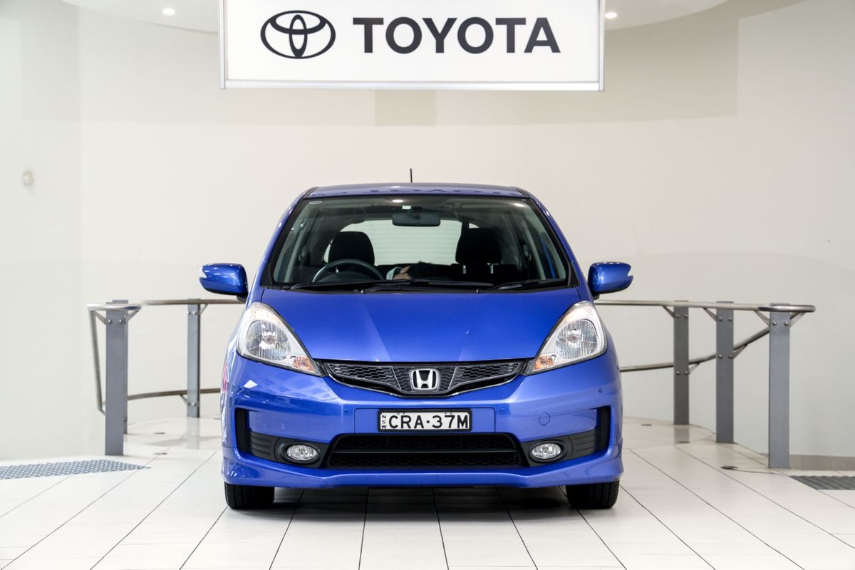 2013 Honda Jazz Vibe-S GE