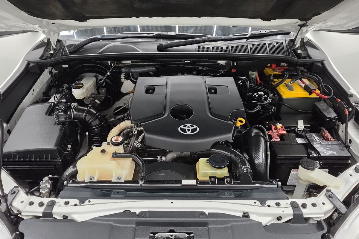 2019 Toyota Hilux SR GUN126R 4X4