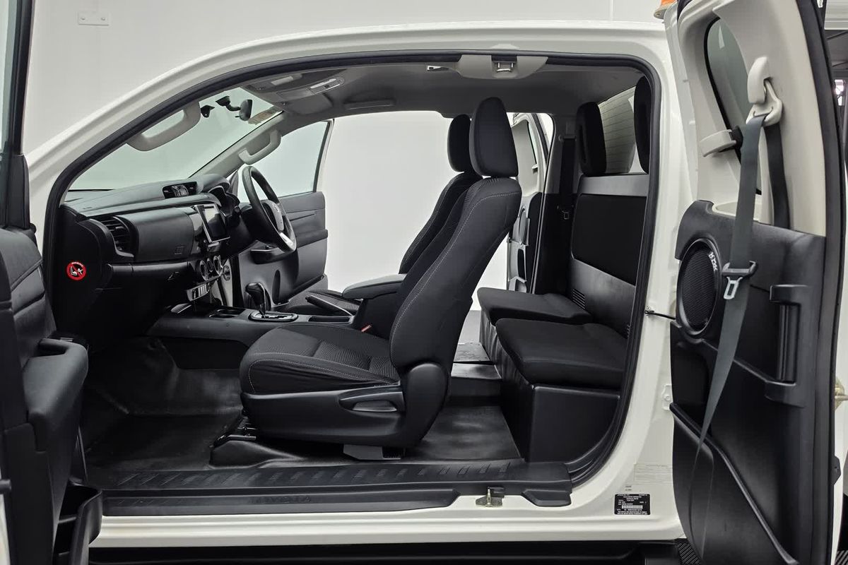 2019 Toyota Hilux SR GUN126R 4X4