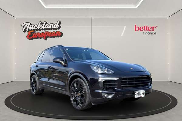 2016 Porsche CAYENNE