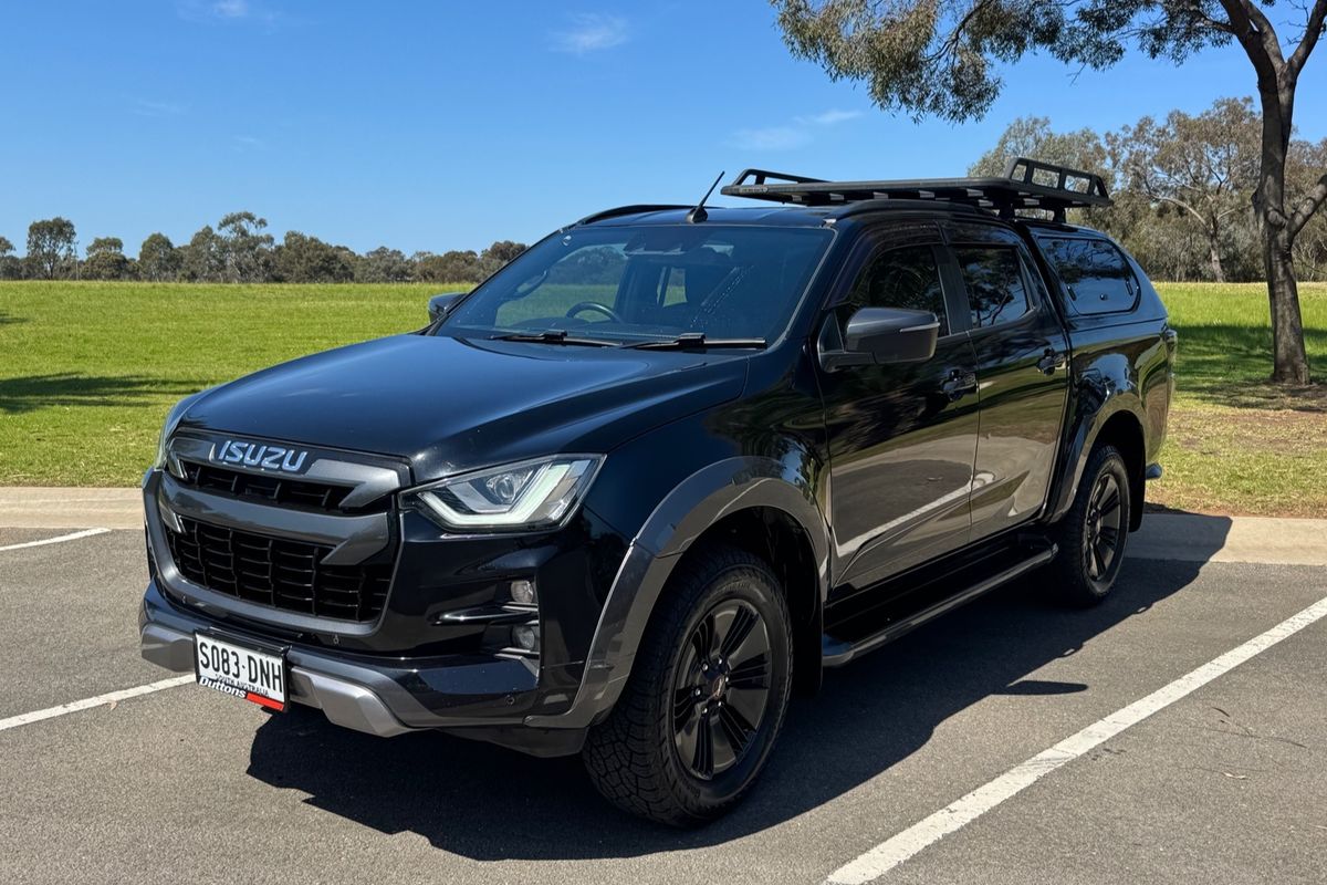2022 Isuzu D-MAX X-TERRAIN 4X4