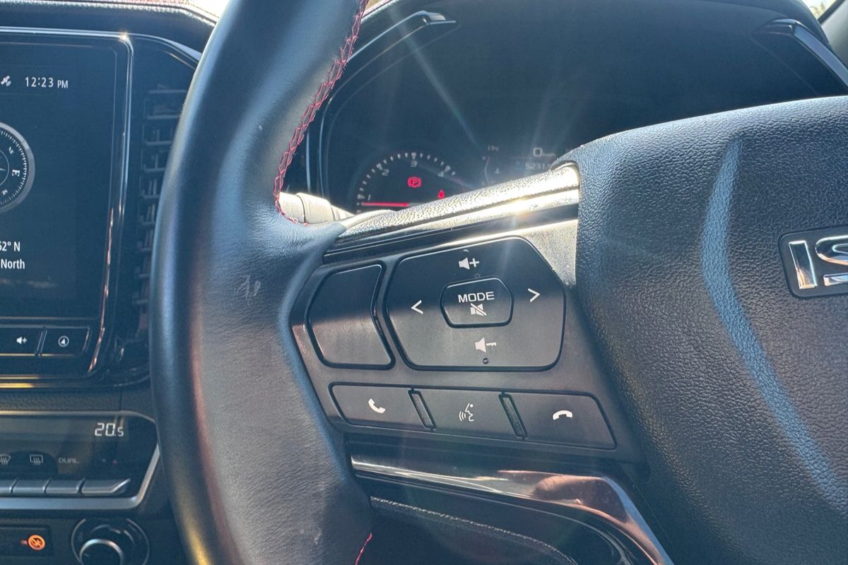 2022 Isuzu D-MAX X-TERRAIN 4X4