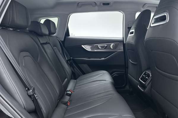 2025 Chery Tiggo 7 Pro SE+ thumb-11