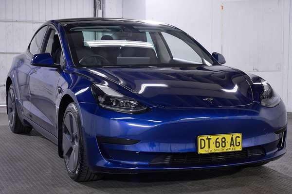 2023 Tesla Model 3 Rear-Wheel Drive
