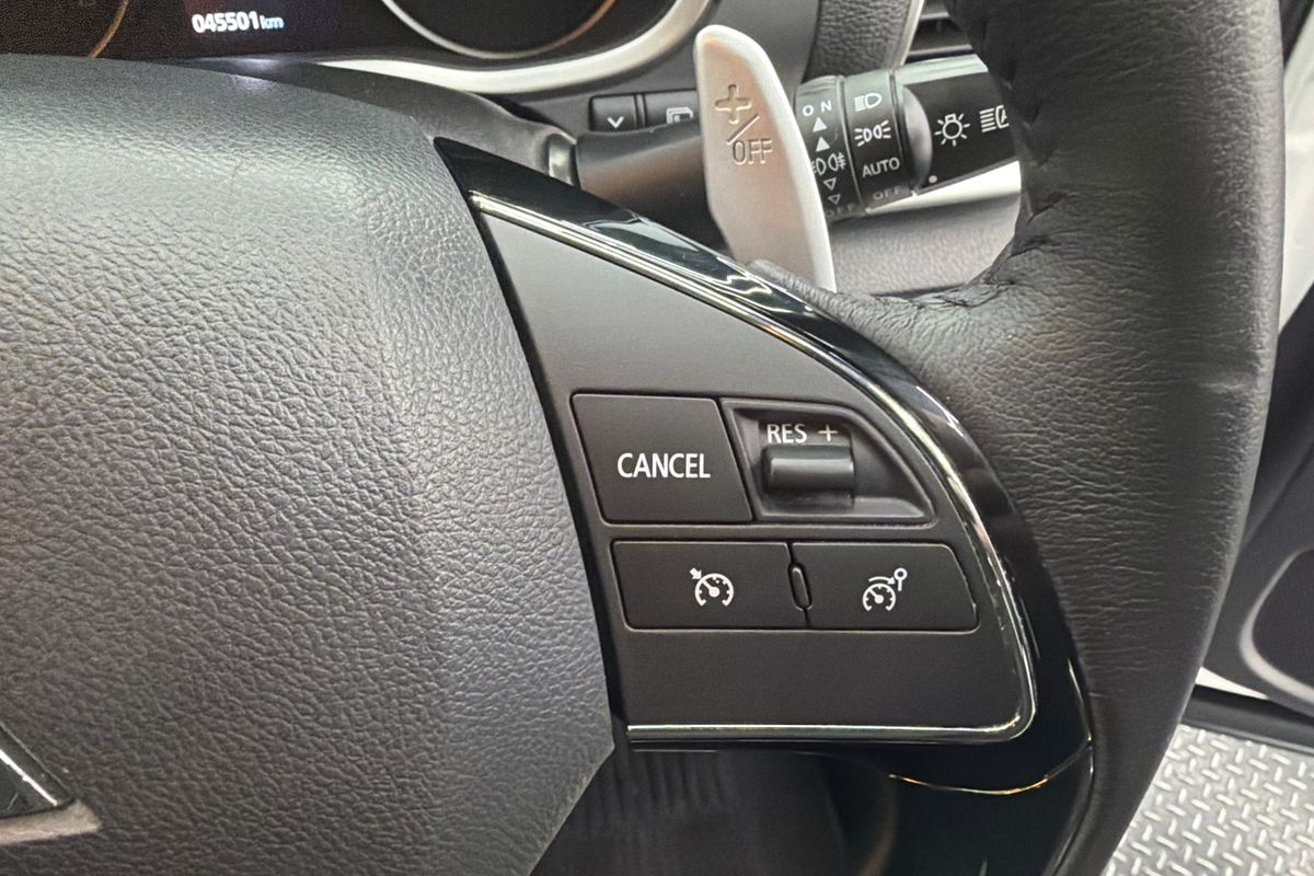 2018 Mitsubishi Eclipse Cross LS YA