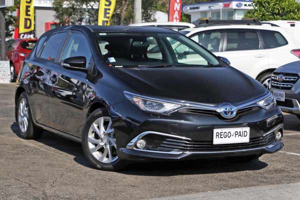 2017 Toyota Corolla Hybrid ZWE186R
