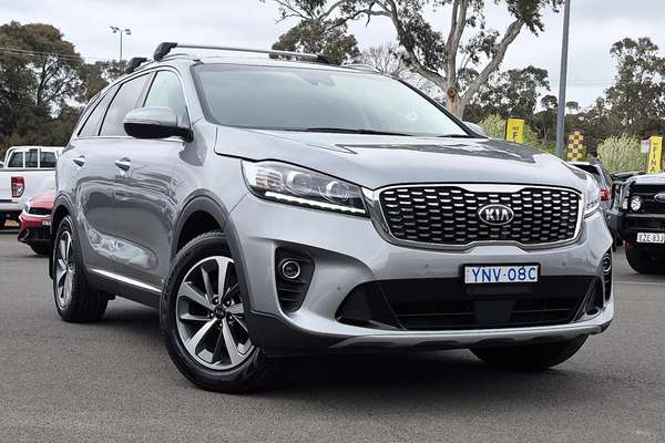 2018 Kia Sorento SLi UM