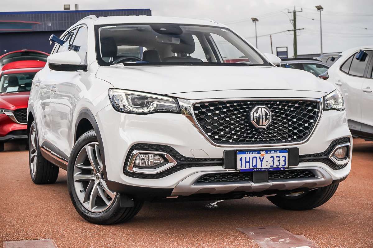 2022 MG HS Excite SAS23