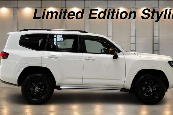 2024 Toyota Landcruiser GXL FJA300R