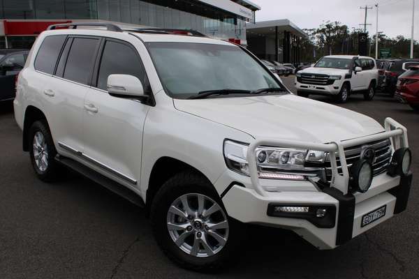 2020 Toyota Landcruiser Sahara VDJ200R