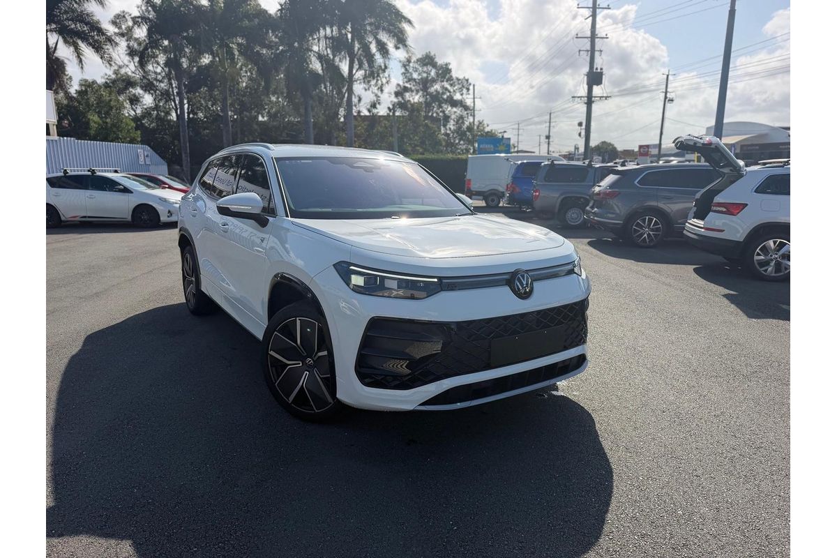 2025 Volkswagen Tayron 195TSI R-Line R4