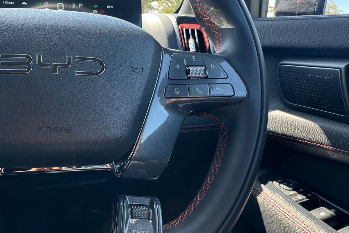 2025 BYD SHARK 6 Premium All Wheel Drive