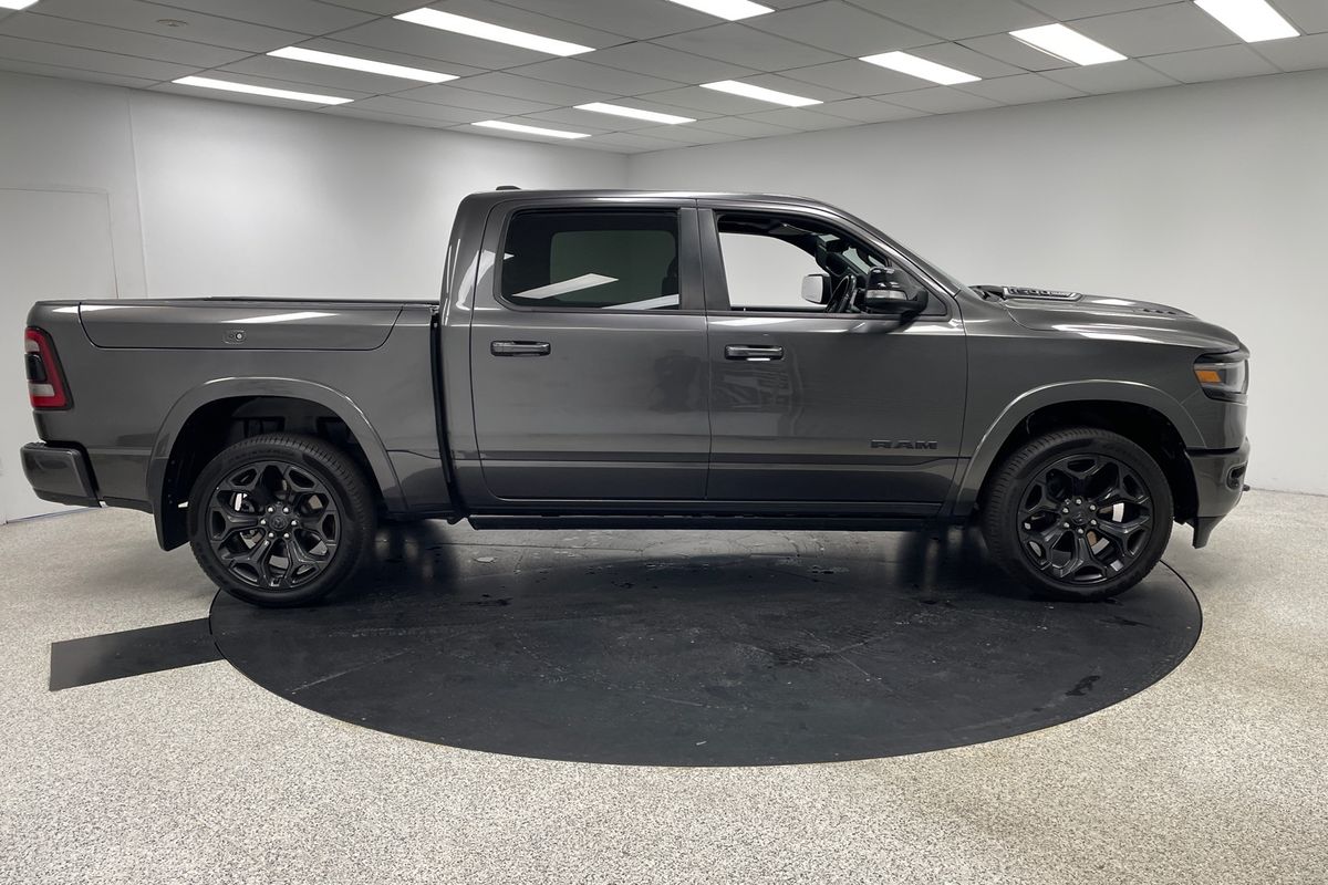 2022 RAM 1500 Limited DT 4X4 SWB
