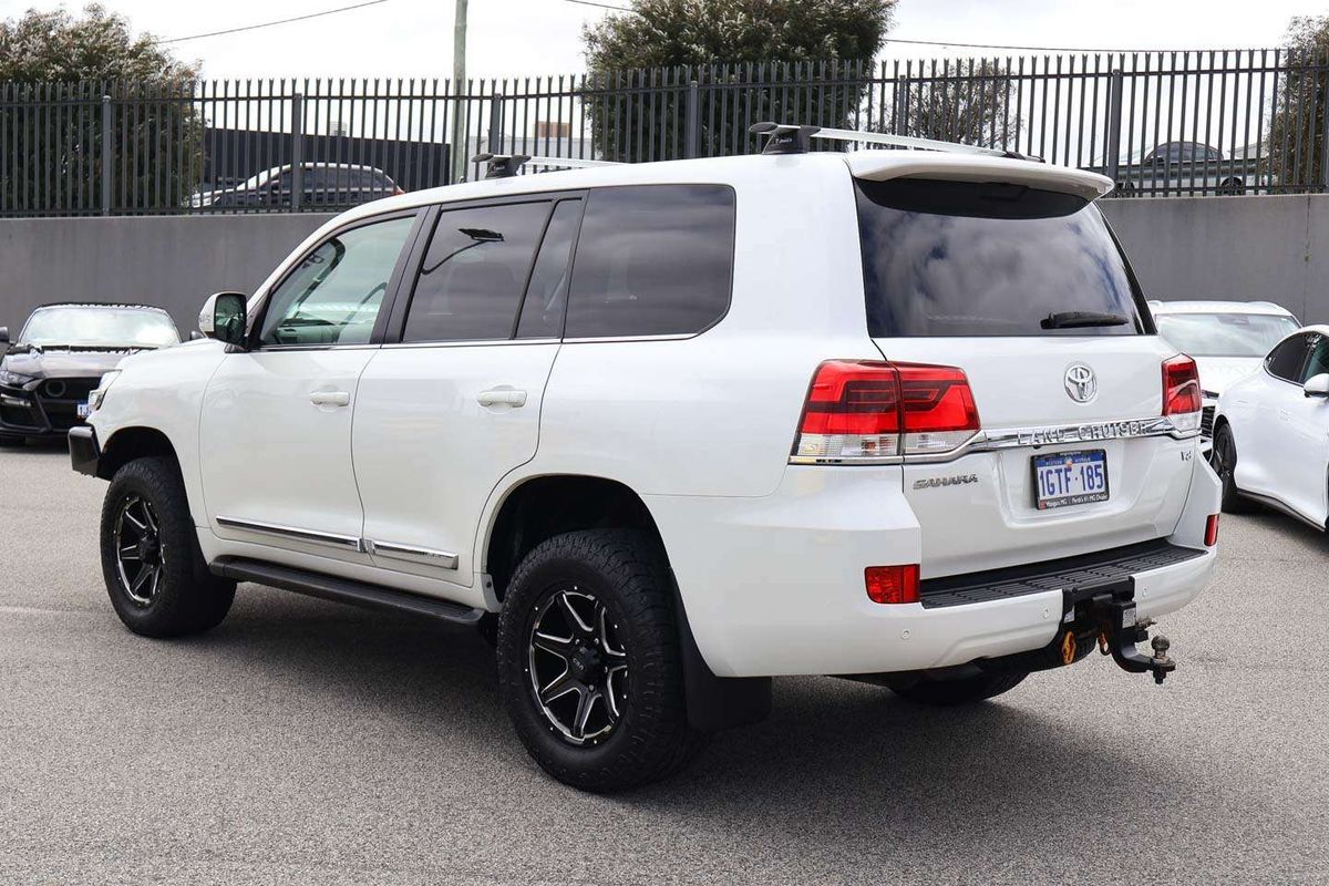 2016 Toyota Landcruiser Sahara VDJ200R