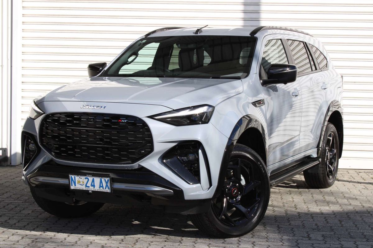 2026 Isuzu MU-X X-TERRAIN