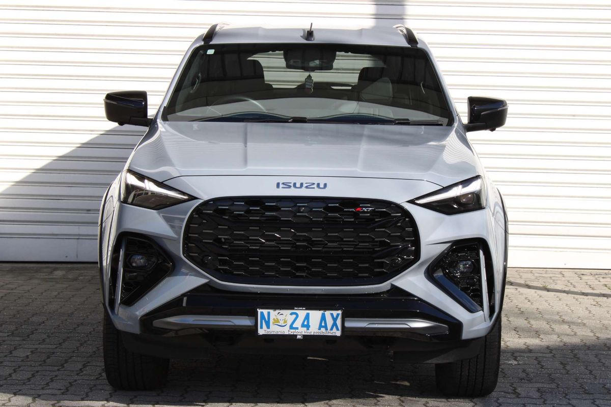 2026 Isuzu MU-X X-TERRAIN