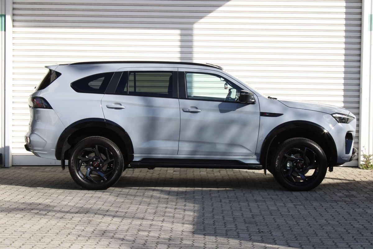 2026 Isuzu MU-X X-TERRAIN