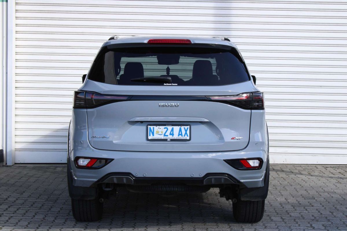 2026 Isuzu MU-X X-TERRAIN