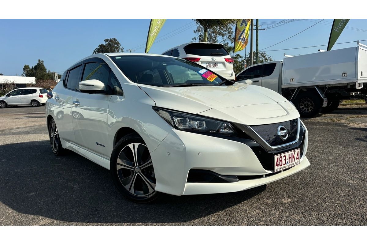 2018 Nissan LEAF G (electric) ZE1