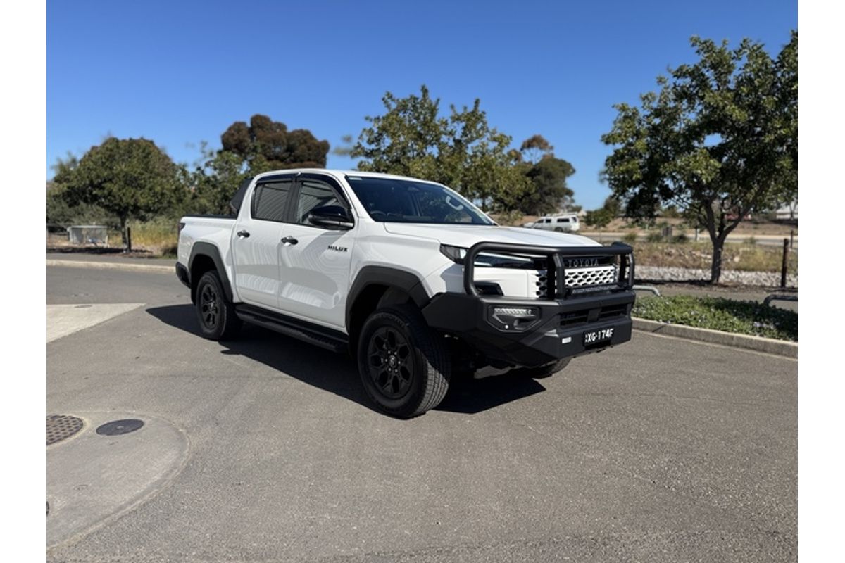 2025 Toyota Hilux