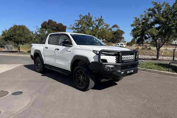 2025 Toyota Hilux