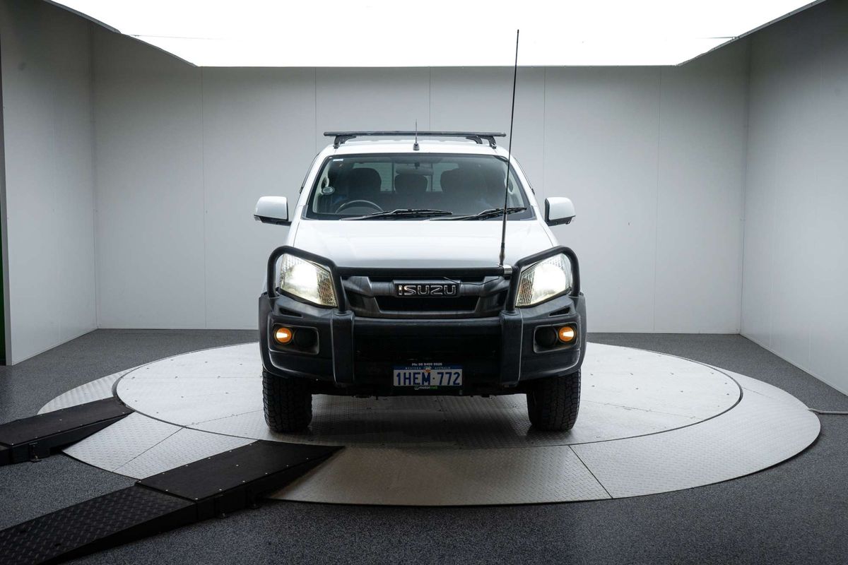 2015 Isuzu D-MAX SX Rear Wheel Drive