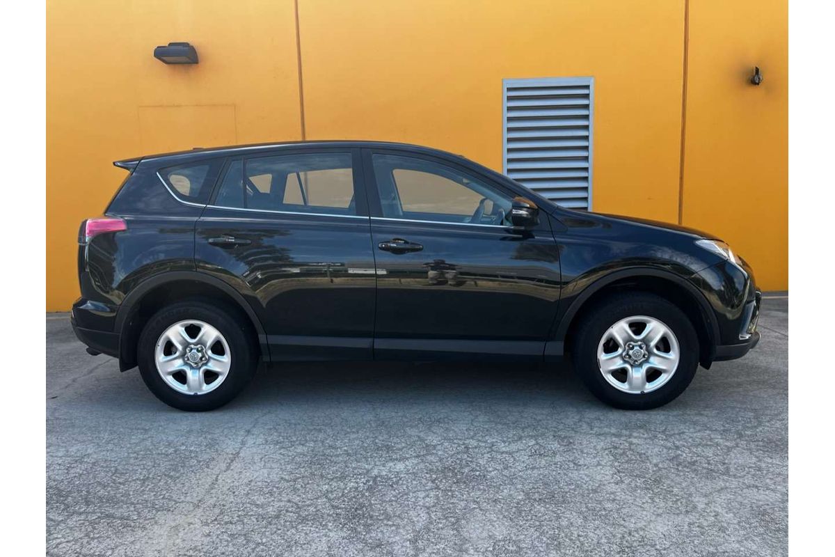 2018 Toyota RAV4 GX ZSA42R