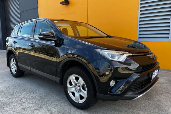 2018 Toyota RAV4 GX ZSA42R