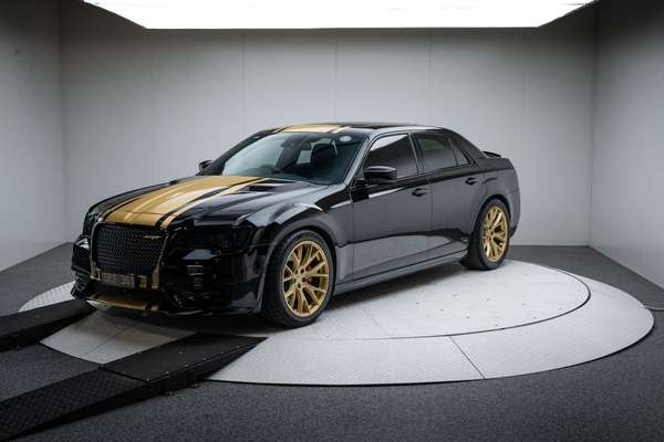 2019 Chrysler 300 SRT LX