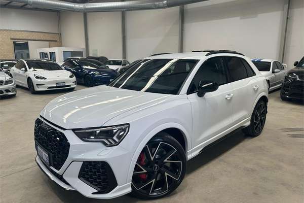 2020 Audi RS Q3 F3