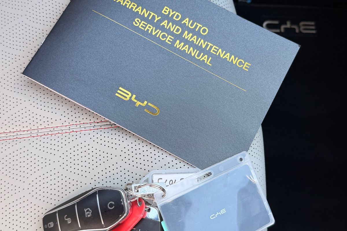 2024 BYD ATTO 3 Extended image 25