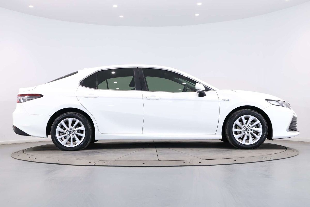 2022 Toyota Camry Ascent AXVH70R
