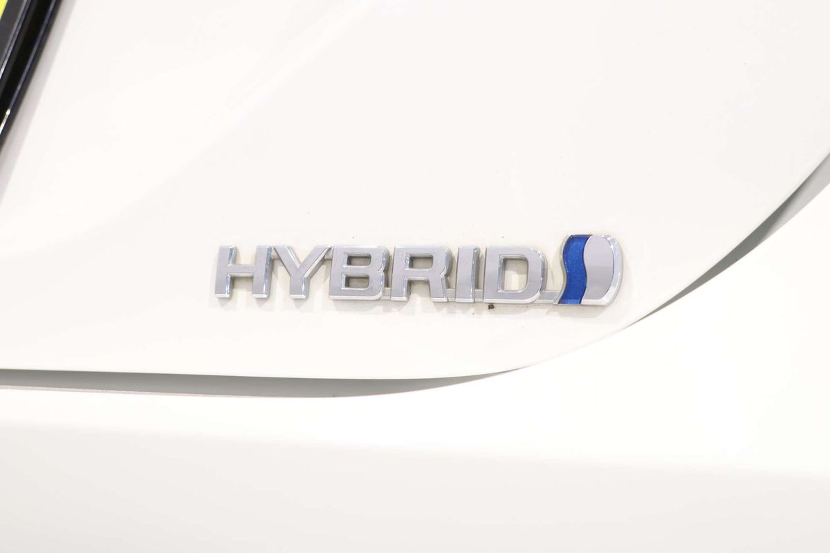 2022 Toyota Camry Ascent AXVH70R