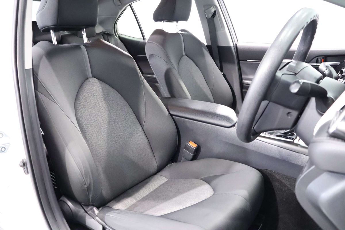 2022 Toyota Camry Ascent AXVH70R