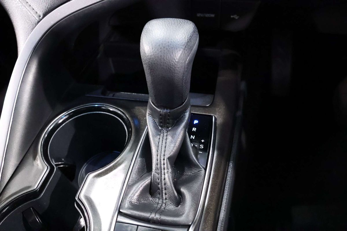 2022 Toyota Camry Ascent AXVH70R