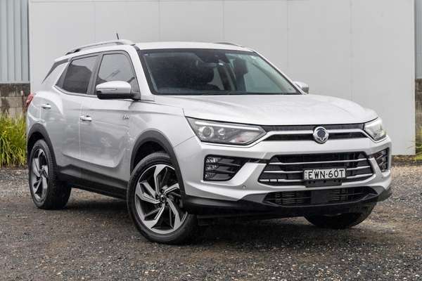 2021 KGM Korando Ultimate C300