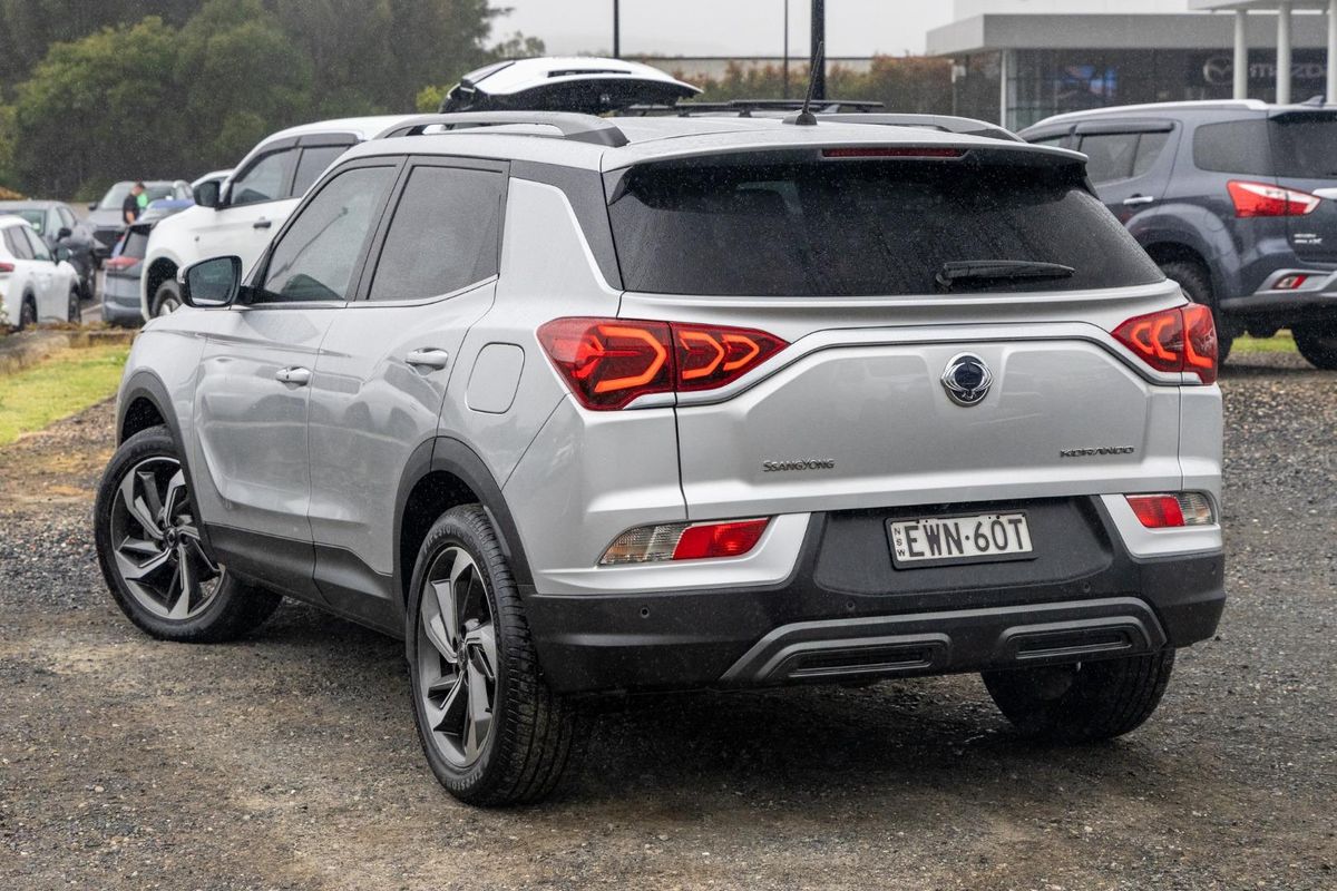 2021 KGM Korando Ultimate C300