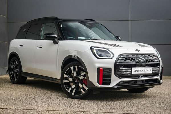 2026 MINI Countryman JCW Favoured U25