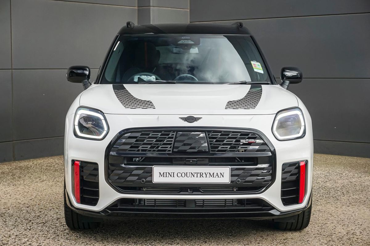 2026 MINI Countryman JCW Favoured U25